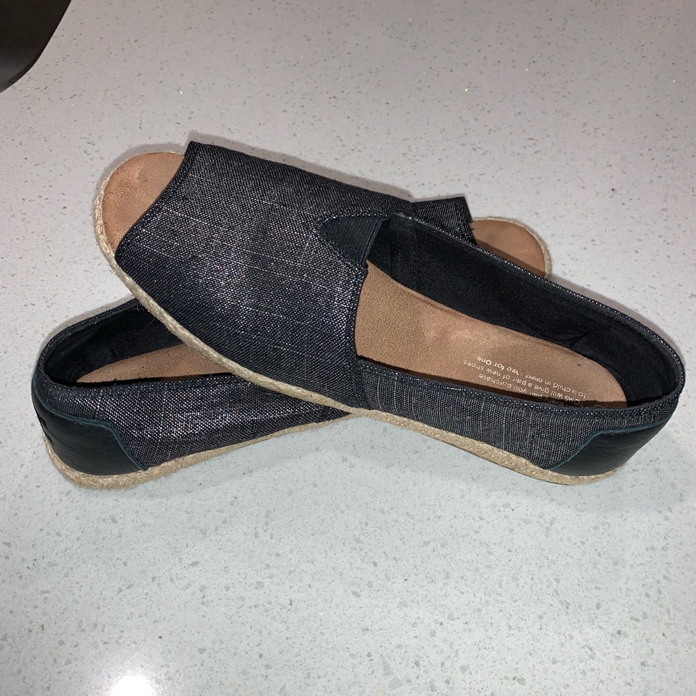 Women’s Toms peep-toe Size 10